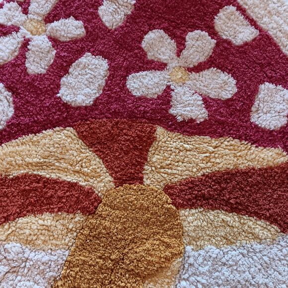 Mushroom Shaped Rug Red/Pink Mushroom & Off White Flowers Yellow Stem 36" X 24" - Picture 7 of 11